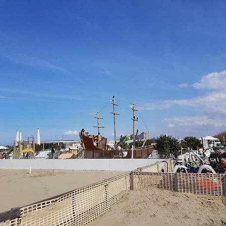 Nieuw App Met Tuin En Terras, Gratis Parking, Aan Zee, Vlakbij Brugge Apartment Duinbergen Exterior photo